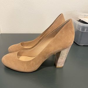 Never worn - French Connection suede pump size 39.5 (fits like 8.5)